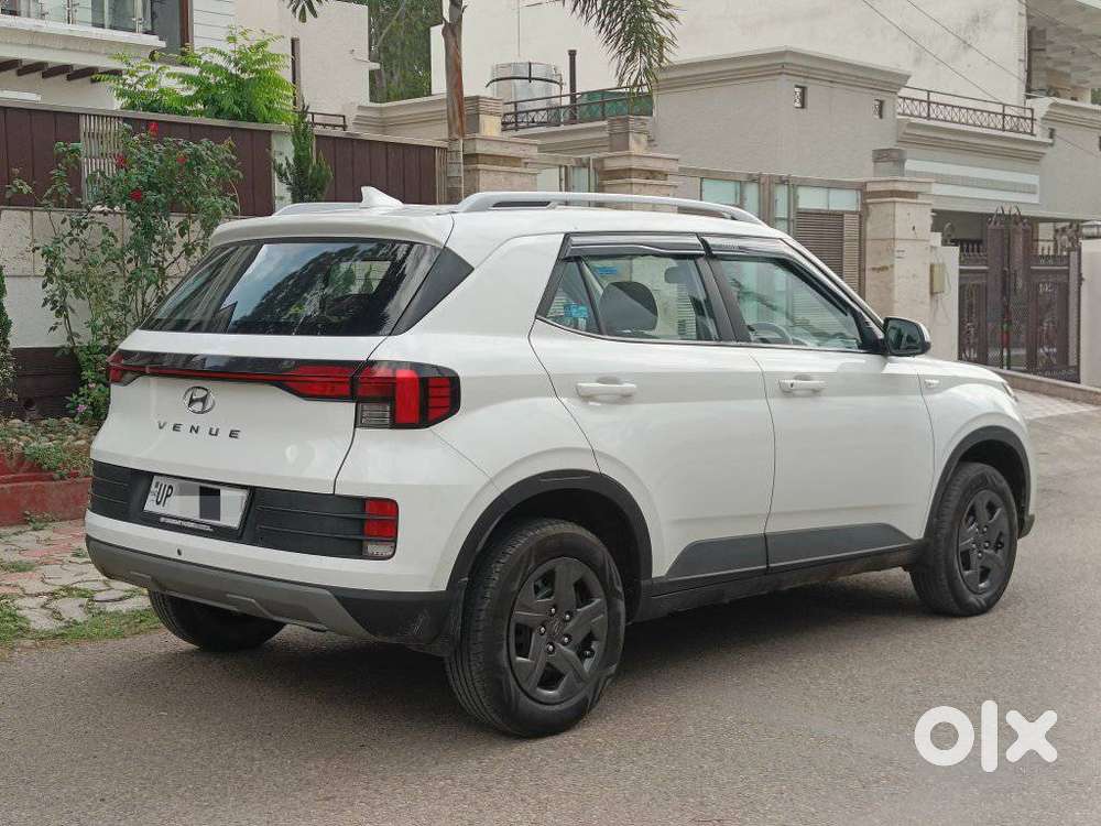 Hyundai Venue S Mt 1.2 Kappa, 2023, Petrol