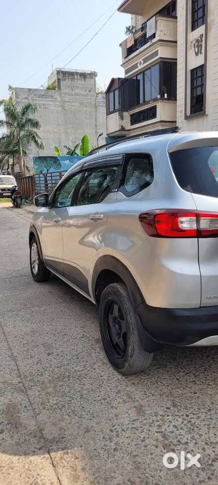 Renault Triber Rxt, 2020, Petrol