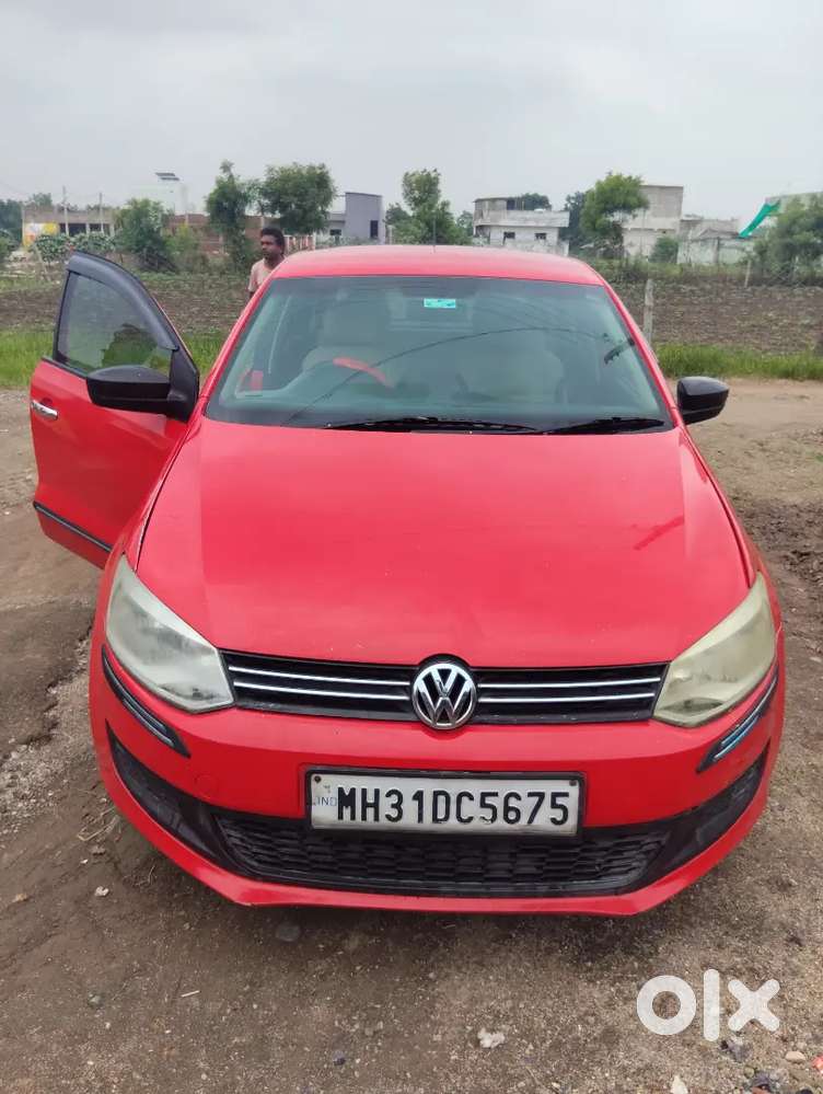 Volkswagen Polo 2010 पेट्रोल में उपलब्ध