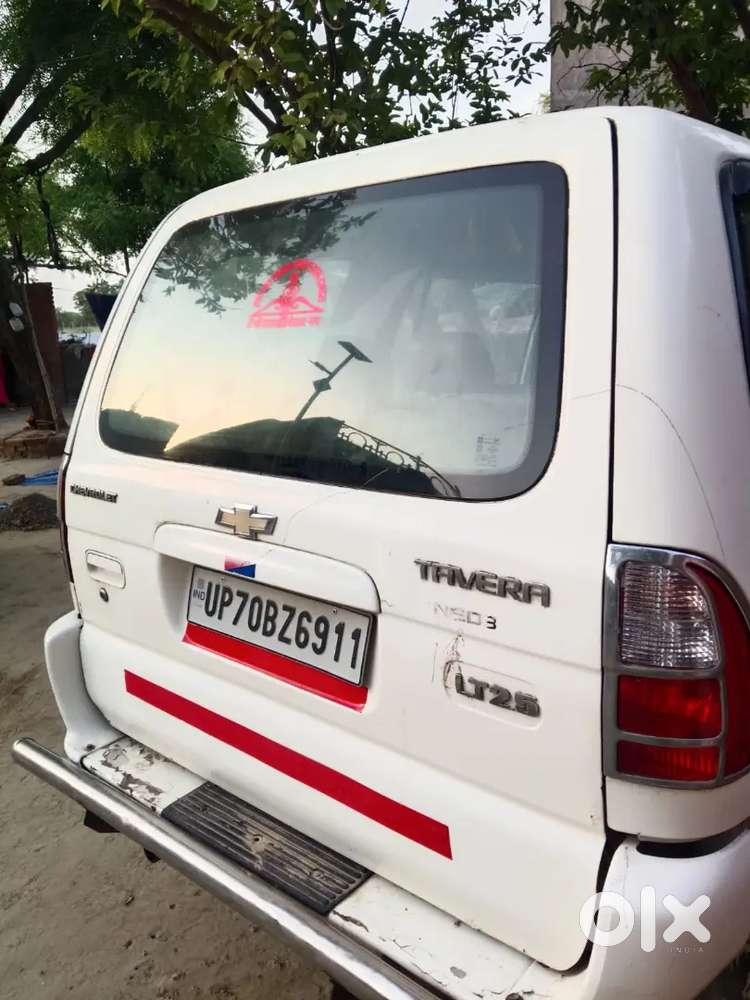 Chevrolet Tavera Neo 2013 Diesel 290000 Km Driven