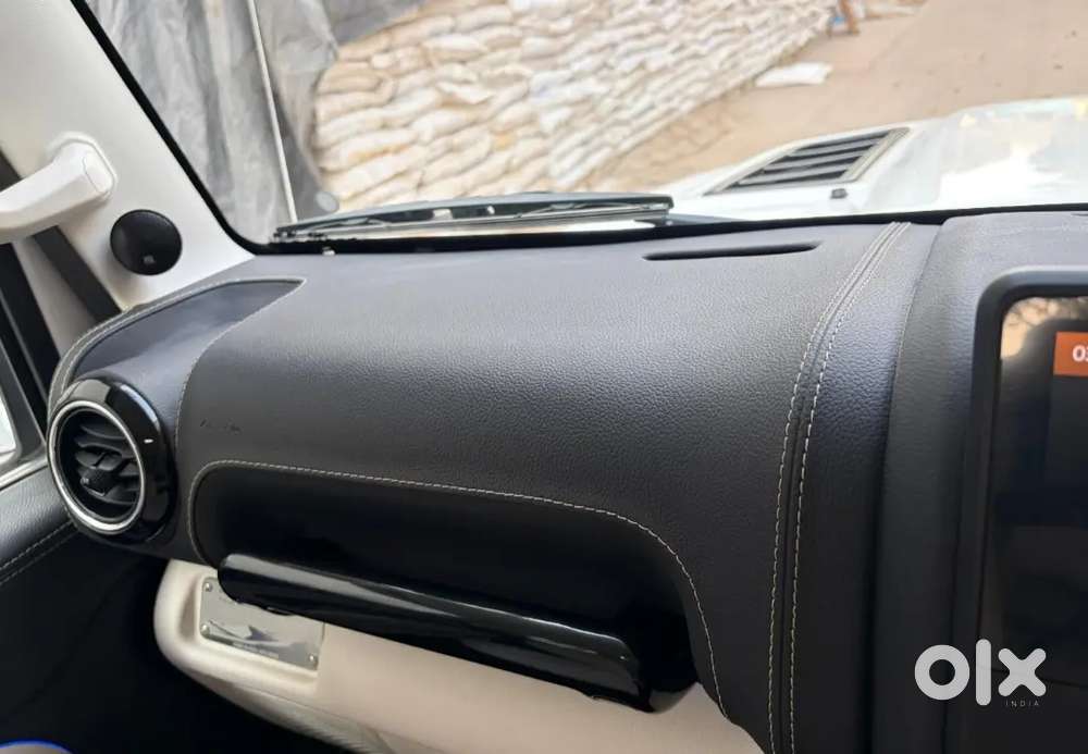 Mahindra Thar Roxx 2025