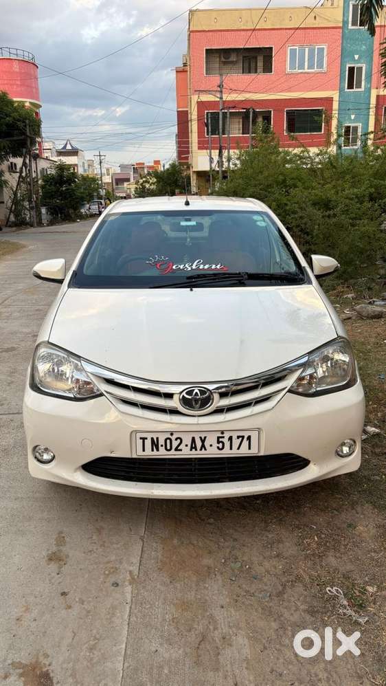 Toyota Etios Liva V- Manual 2013