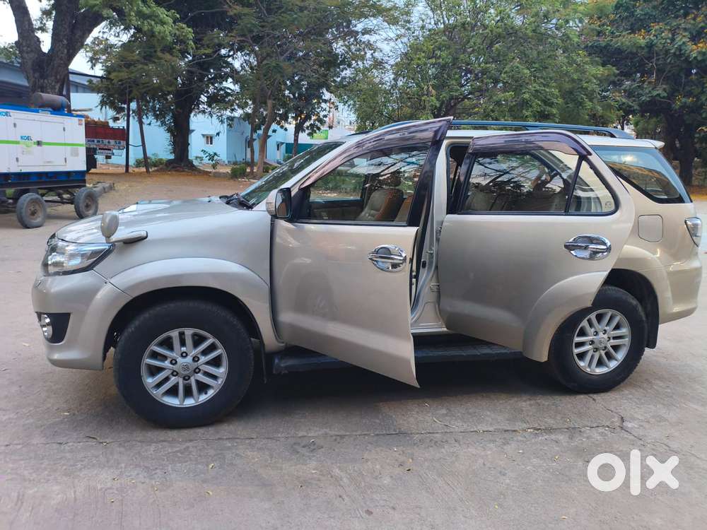Toyota Fortuner 3.0 4x2 Automatic, 2013, Diesel