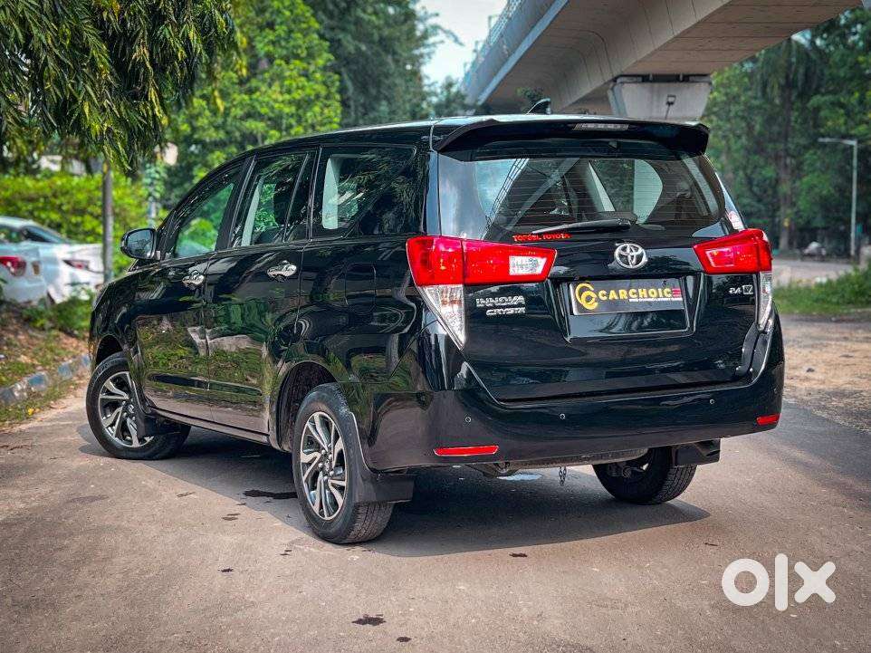 Toyota Innova Crysta 2.4 V 8 Str, 2022, Diesel