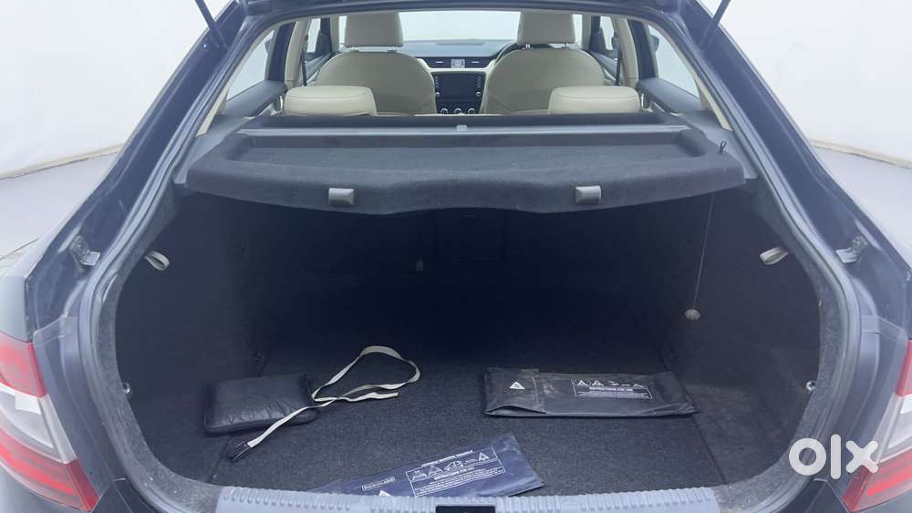 Skoda Octavia Elegance 1.8 Tsi At, 2017, Petrol