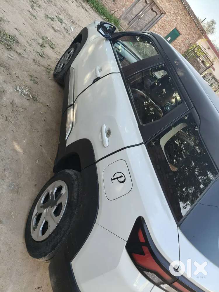 2023 Maruti Suzuki Brezza