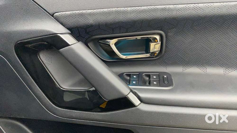 Tata Safari 2.0 Kryotec Xza Plus (o) Red Dark Edition, 2023, Diesel