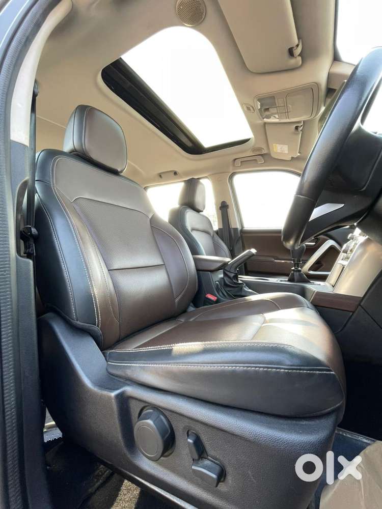 Mahindra Scorpio N Z8 L Petrol Mt 7 Str, 2022, Petrol