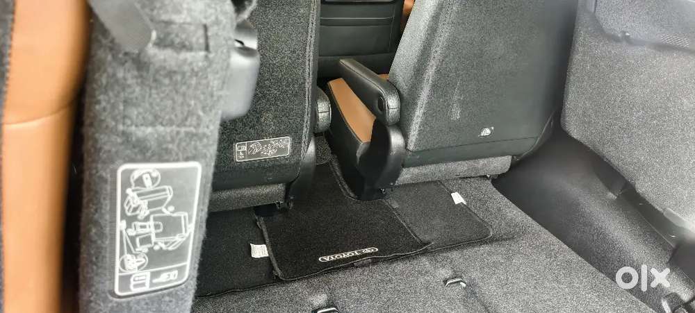 Toyota Innova Crysta 2022 Petrol 30000 Km Driven