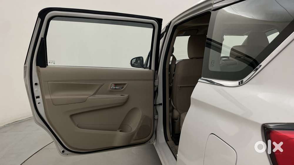 Maruti Suzuki Ertiga Zxi At, 2022, Petrol