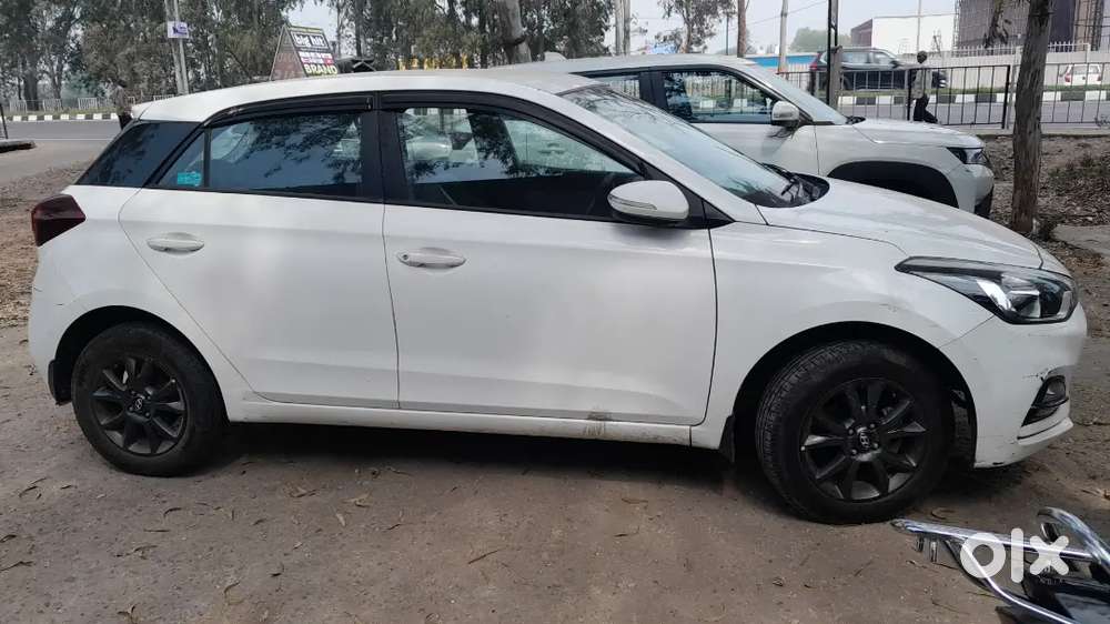 Hyundai New I20 2019 Petrol 90000 Km Driven