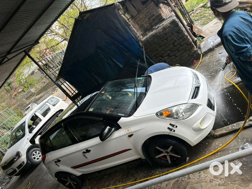 Hyundai I20 Petrol Manual 2012