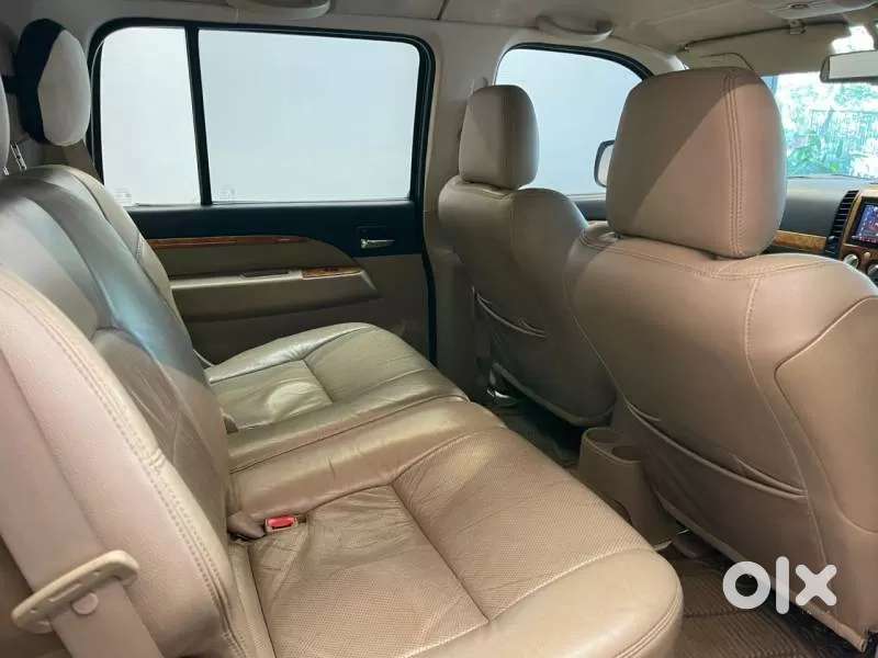 Ford Endeavour, 2011, Diesel