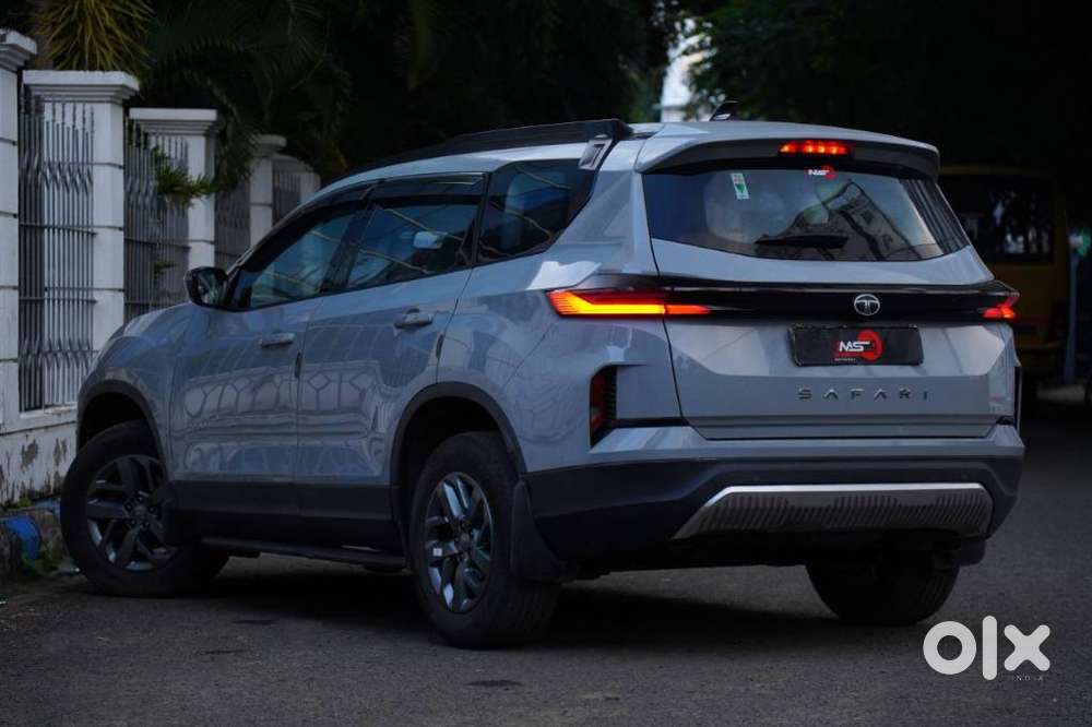 Tata Safari Pure Plus S, 2024, Diesel