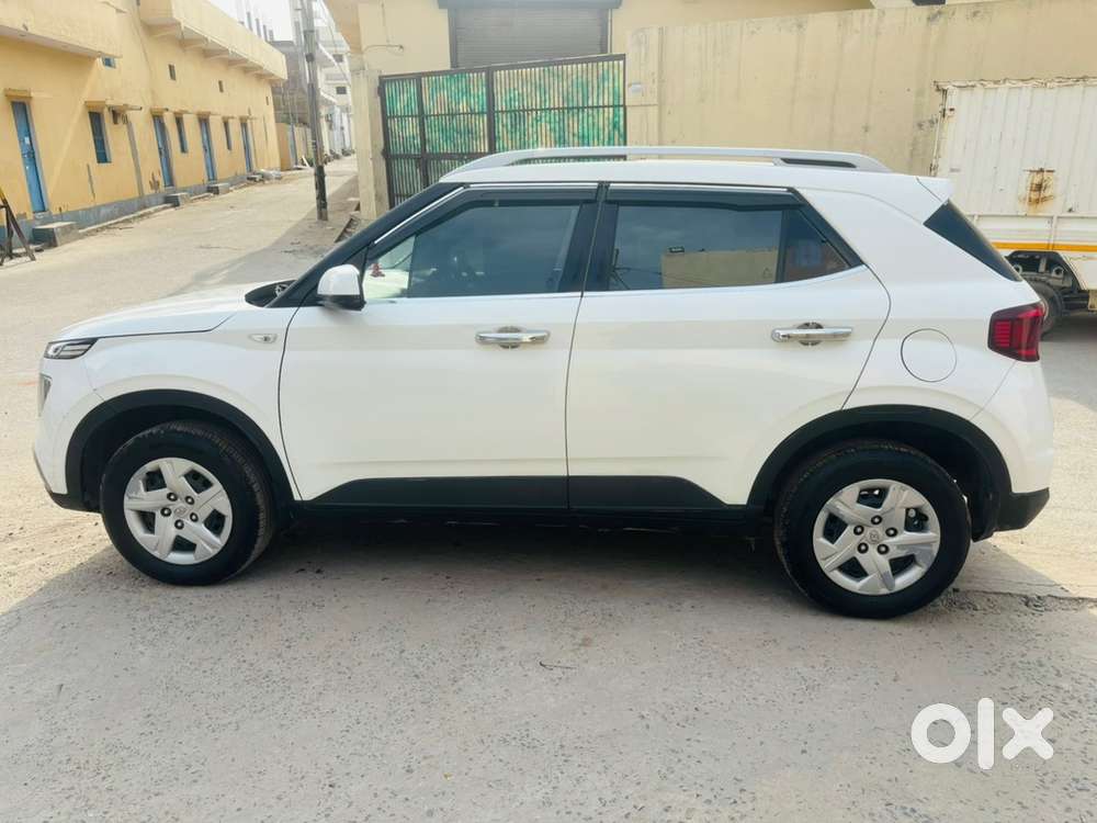 Hyundai Venue Petrol 2020