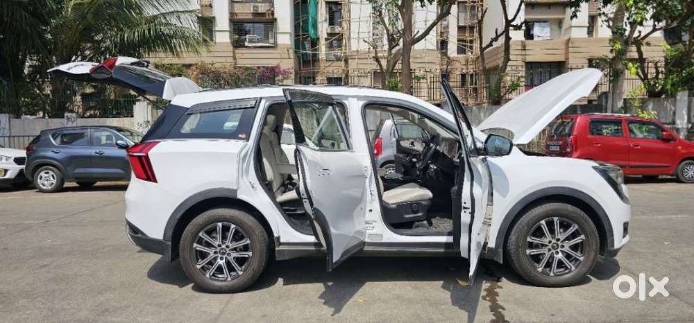 Mahindra Xuv700 2.2 Ax 7 Diesel At Str, 2023, Diesel