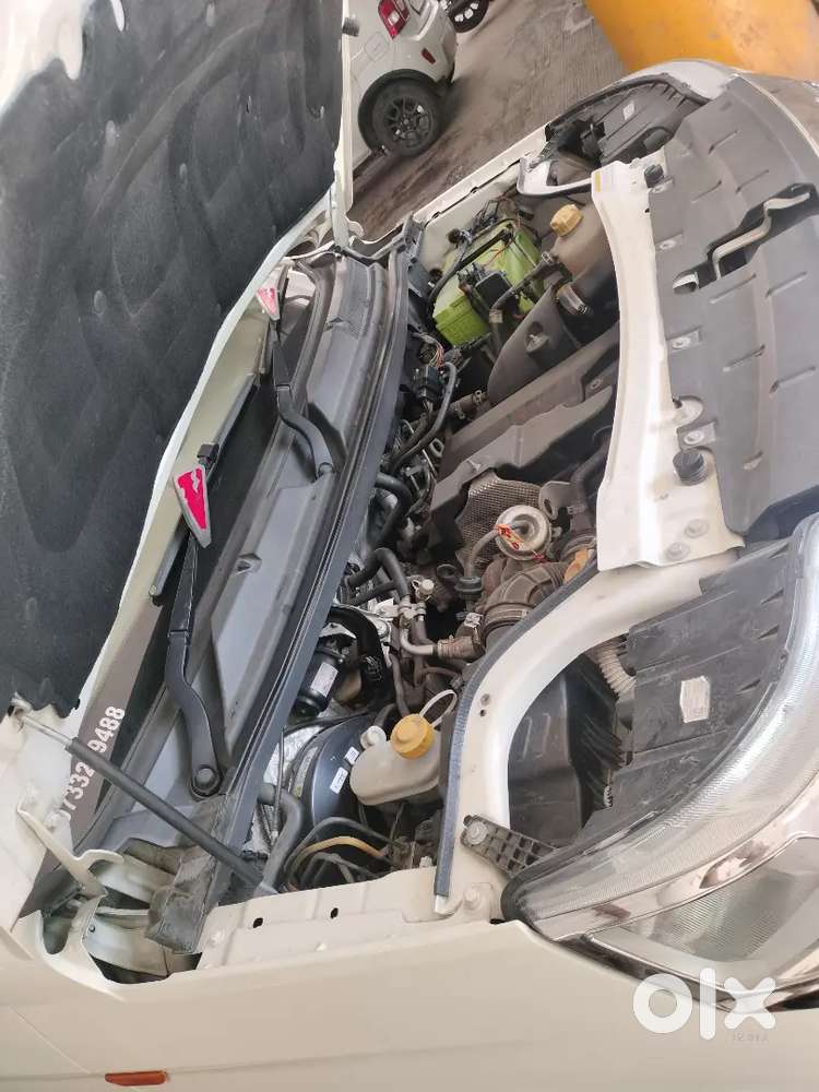 Mahindra Tuv 300 2016 Diesel 70879 Km Driven