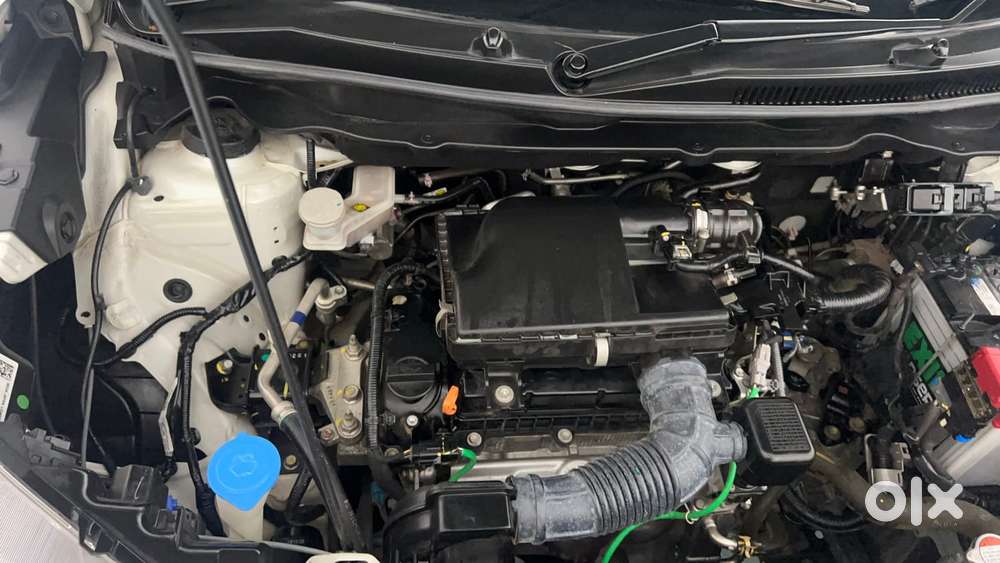 Maruti Suzuki Xl6 1.5 Zeta Mt, 2025, Petrol