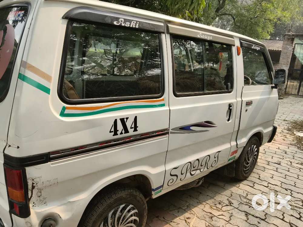 2015 Last Ki H,gadi Me Cng Lagi H Or Lpg Pass H  8 Seater H