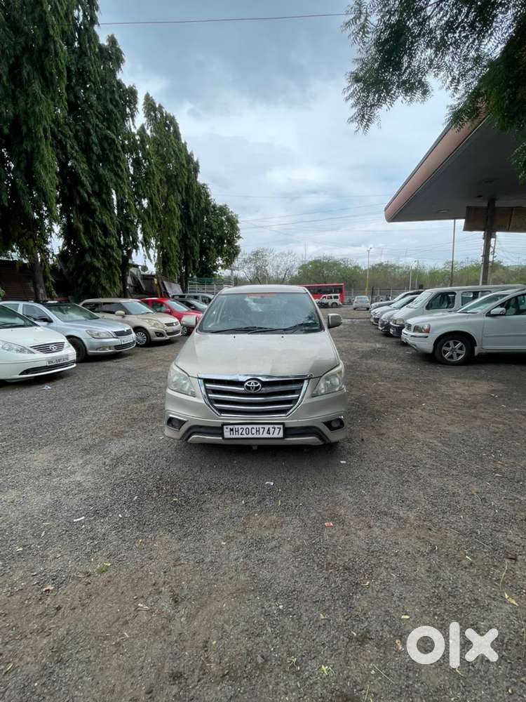 Toyota Innova Diesel 2012 Car