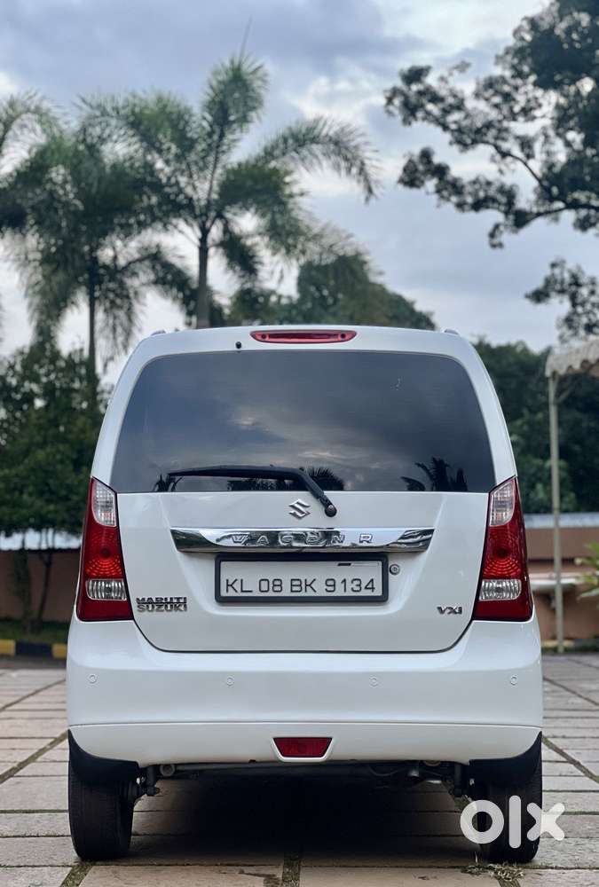 Maruti Suzuki Wagon R 1.0 Vxi Abs, 2016, Petrol