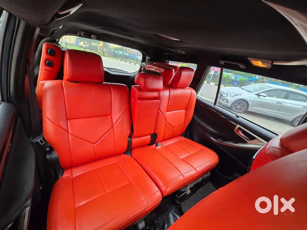 Toyota Innova Crysta 2016