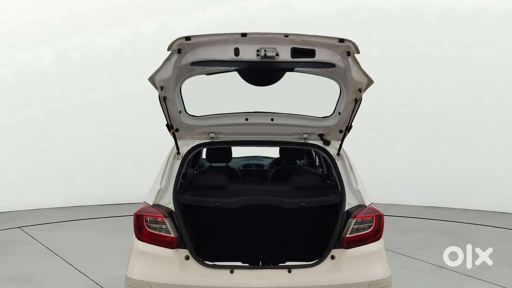 Tata Tiago 1.2 Revotron Xza, 2020, Petrol