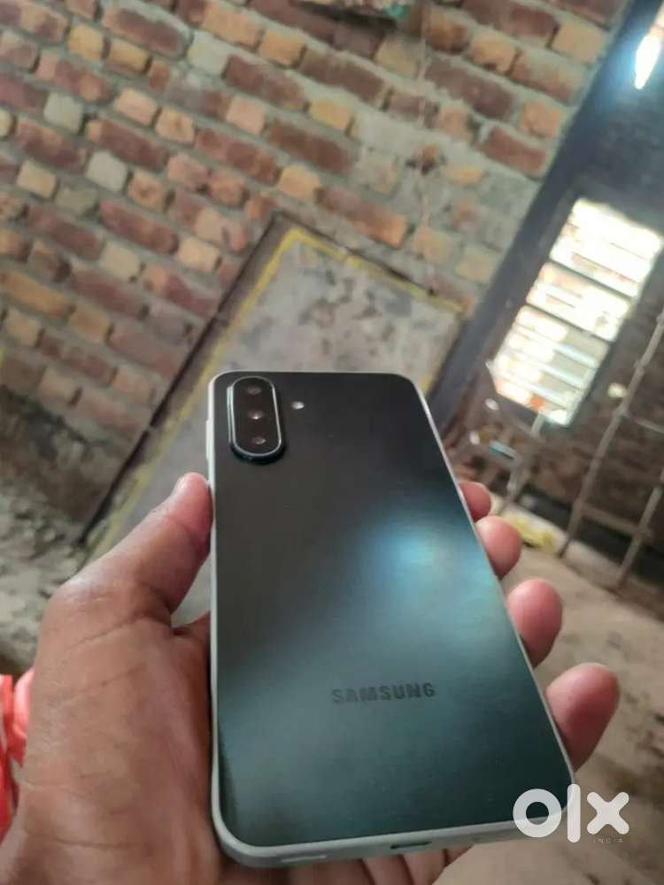 Samsung f17 5g EXCHANGE iphone 12