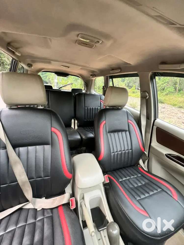 Toyota Innova 2013 Diesel 158000 Km Driven