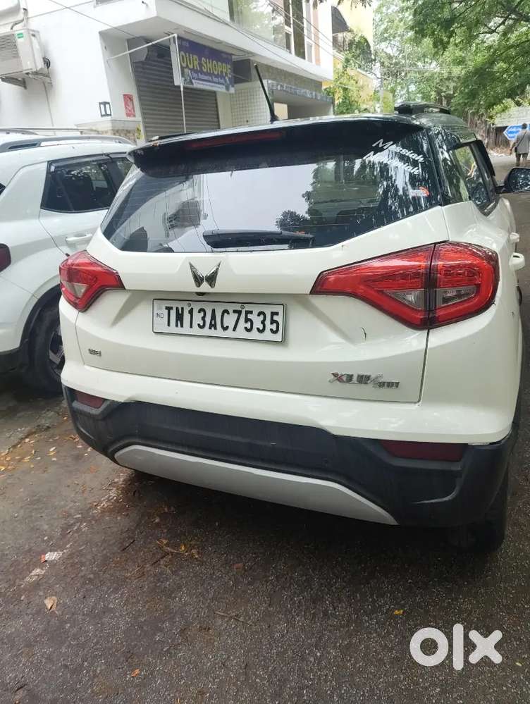 Mahindra Xuv300 2023 Variant 1.2 W8
