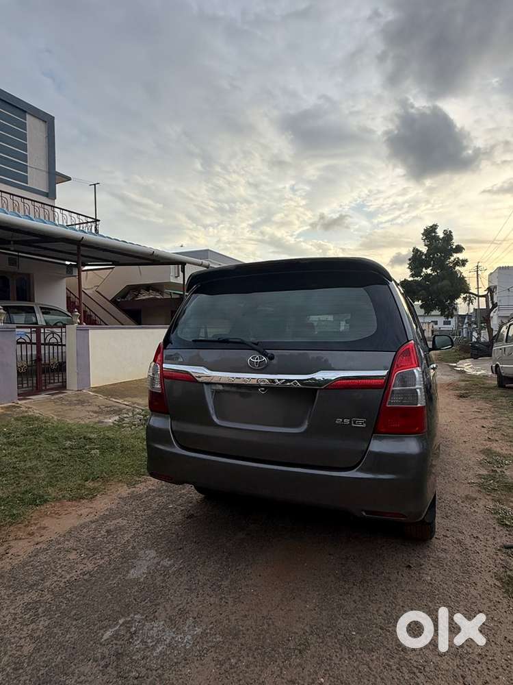 Toyota Innova 2012 Diesel Car