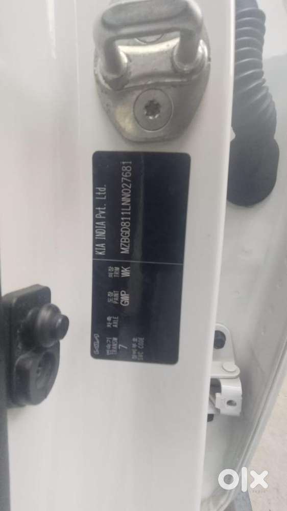 Kia Carens 2022 Petrol Well Maintained