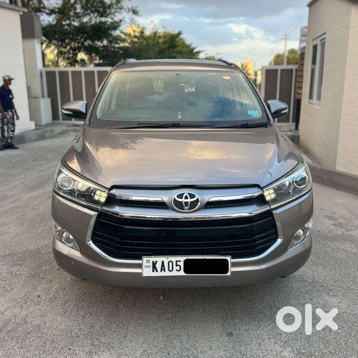 Toyota Innova Crysta 2.4 V, 2017, Diesel