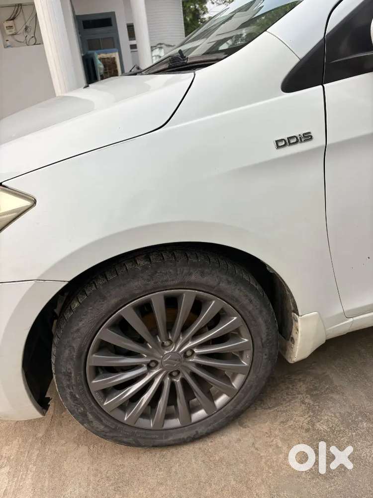 Maruti Suzuki Ciaz Zdi 2015 Push Start Button
