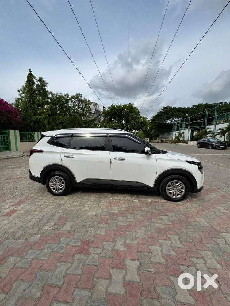 Kia Carens 1.4 Prestige 7 Str, 2024, Petrol