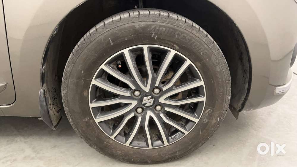 Maruti Suzuki Dzire 1.2 Zxi Plus Amt, 2017, Petrol