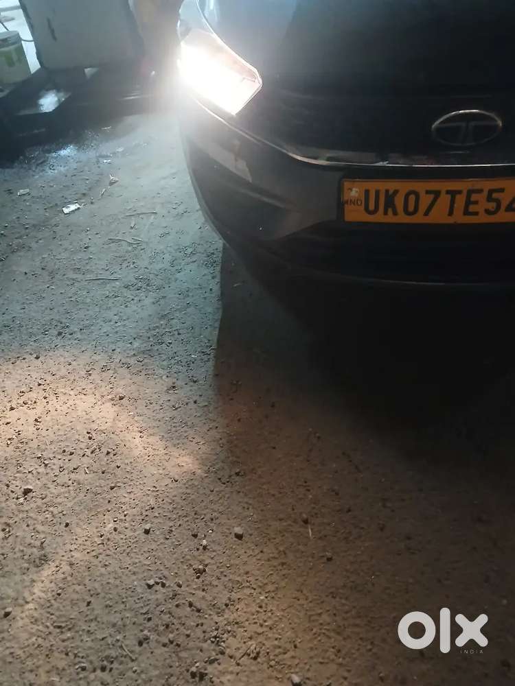Tata Tigor Xe Petrol 2025