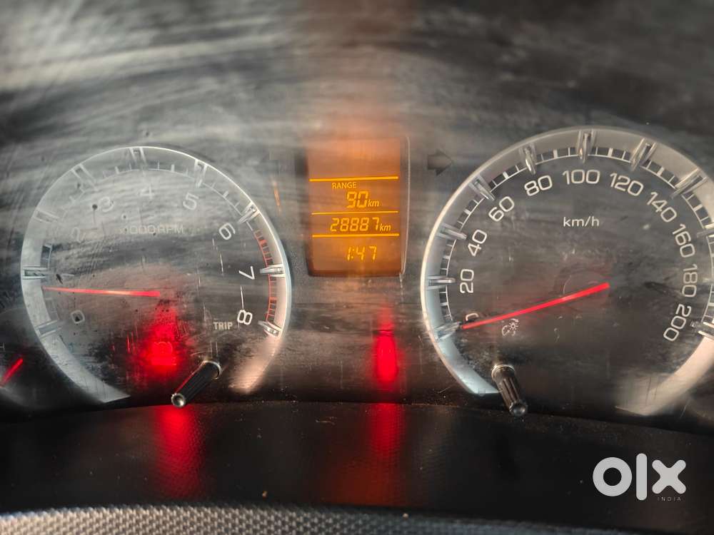 Maruti Suzuki Swift Vxi 1.2 Abs Bs-iv, 2014, Petrol