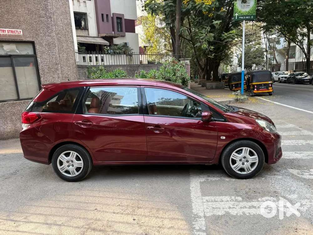 Honda Mobilio I-vtec 2015 Cng Petrol