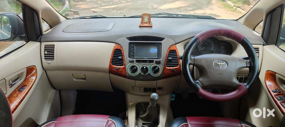 Toyota Innova 2.5 V 7 Str, 2007, Diesel