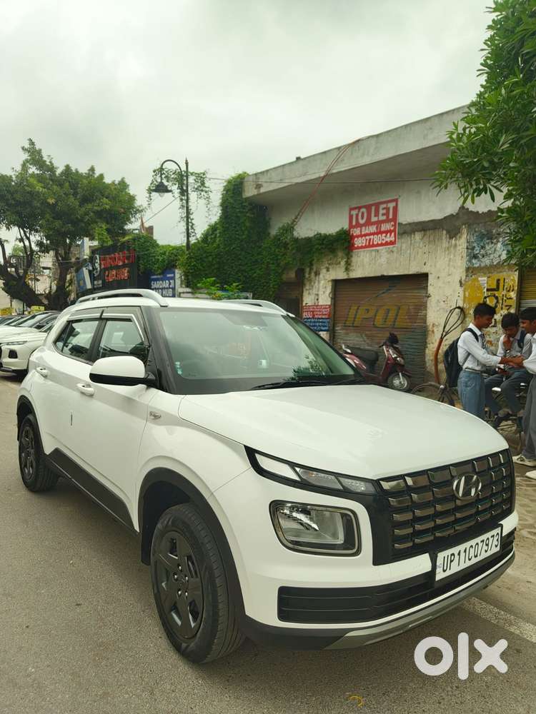 Hyundai Venue S, 2023, Petrol