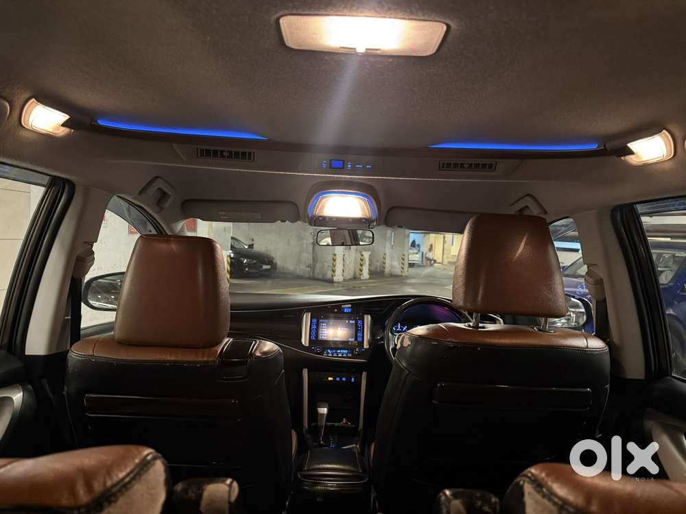 Toyota Innova Crysta 2.8 Zx At, 2017, Diesel