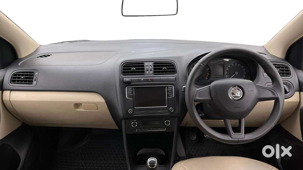 Skoda Rapid 1.0 Tsi Active, 2021, Petrol