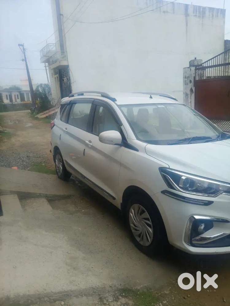 Maruti Suzuki Ertiga Vxi 2025