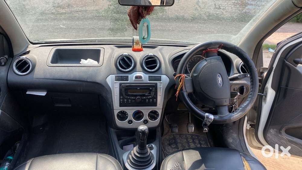 Ford Figo 2010-2012 Diesel Zxi, 2012, Diesel