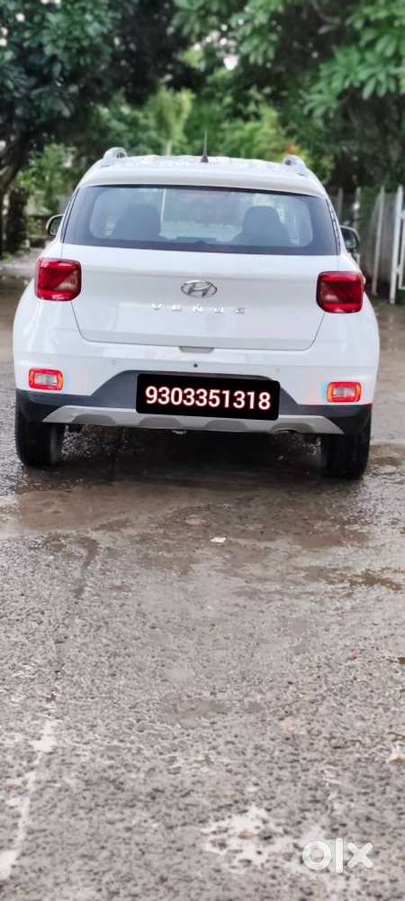 Hyundai Venue 1.2 S Plus, 2022, Petrol
