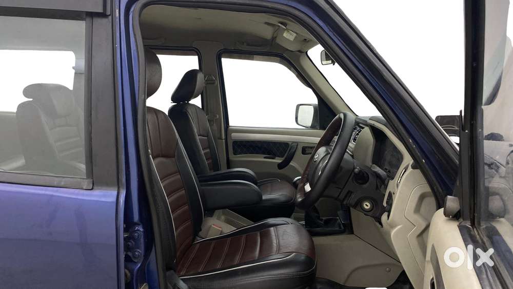 Mahindra Scorpio S10, 2014, Diesel