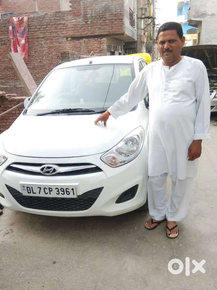 I10 Magna White Color First Owner Last 120000