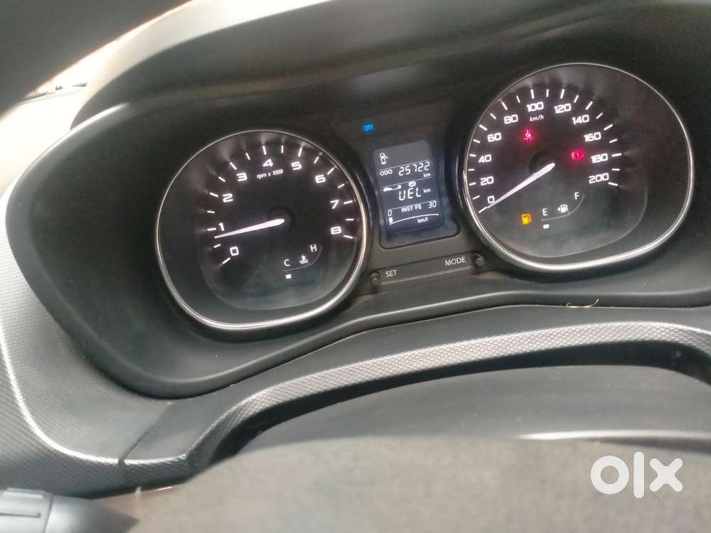 Tata Nexon 1.2 Revotron Xz Plus Dual Tone, 2019, Petrol