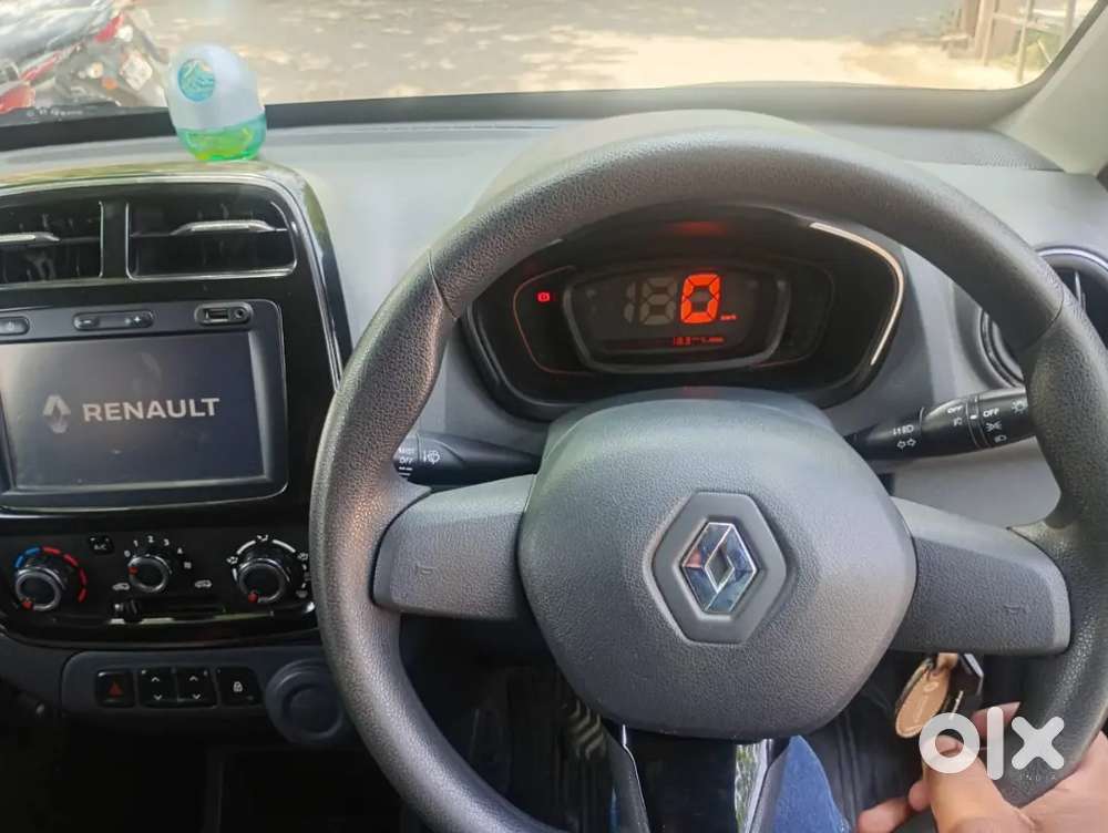 Renault Kwid 2017 Petrol Well Maintained